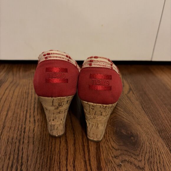 Toms Women's Espadrille Wedge Peep Toe Red Beige Multi Canvas Shoes Size 7 - Picture 4 of 6